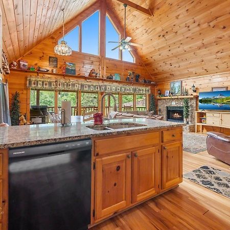 Hibernation Station Cabin Sevierville Bagian luar foto